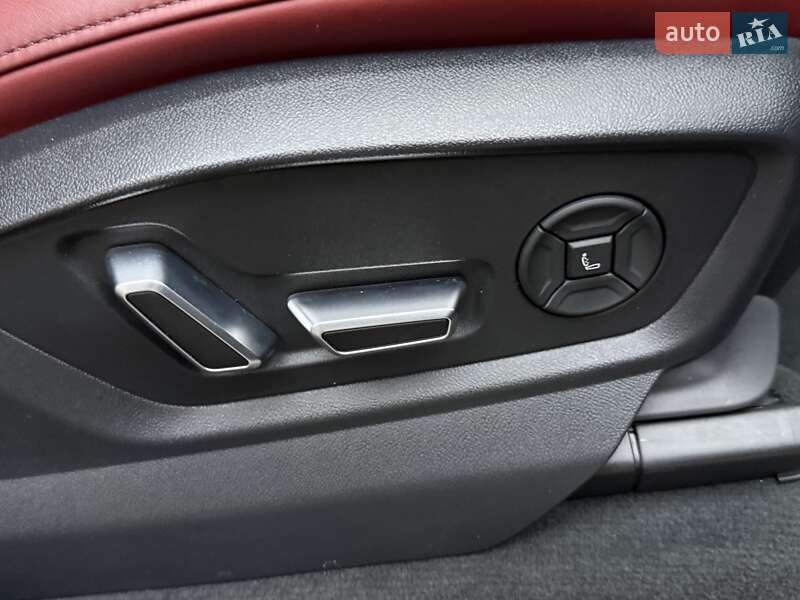 Позашляховик / Кросовер Audi SQ7 2024 в Києві