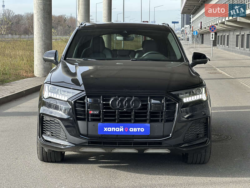 Позашляховик / Кросовер Audi SQ7 2020 в Києві
