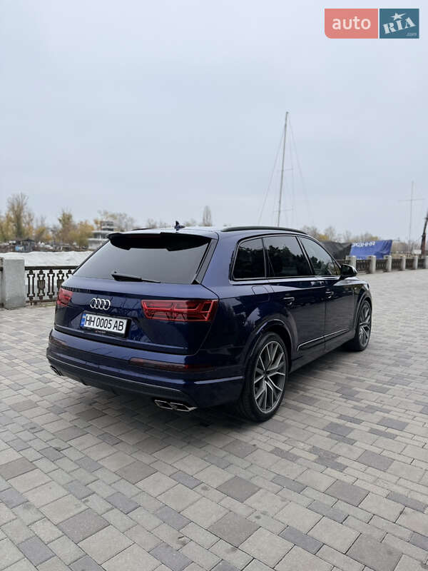 Позашляховик / Кросовер Audi SQ7 2018 в Дніпрі фото 8 Позашляховик / Кросовер Audi SQ7 2018 в Дніпрі