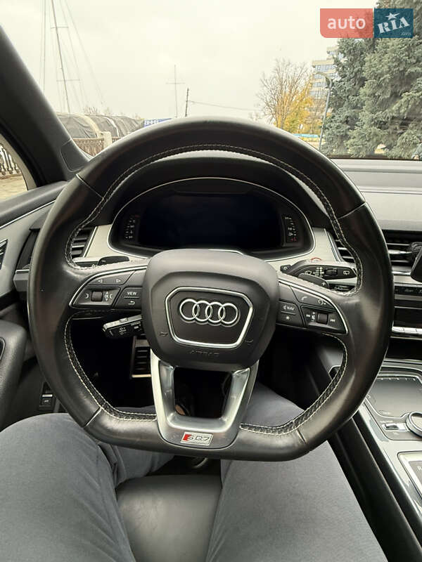 Позашляховик / Кросовер Audi SQ7 2018 в Дніпрі фото 37 Позашляховик / Кросовер Audi SQ7 2018 в Дніпрі