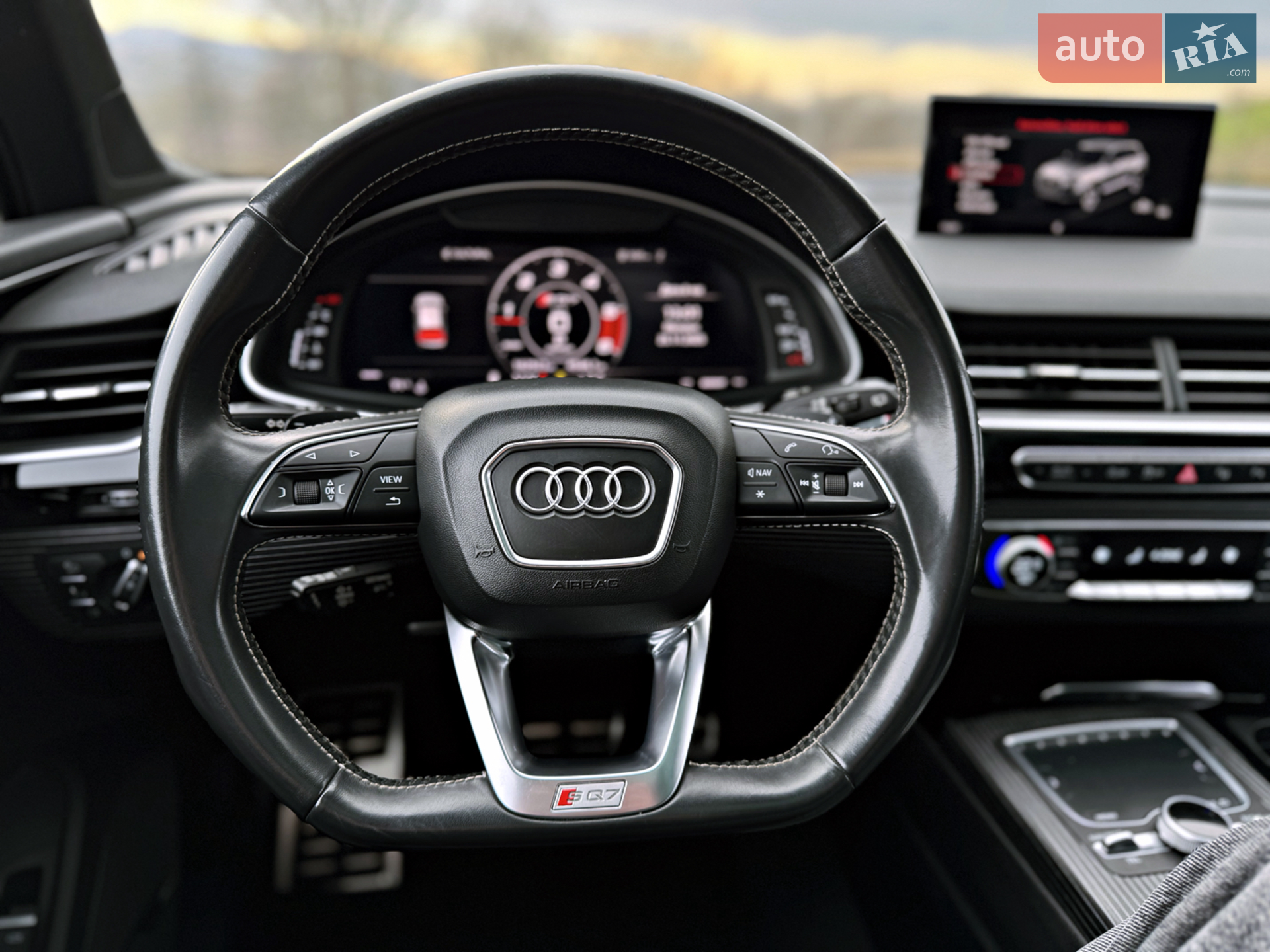 2018 Audi SQ7 - мініатюра 12