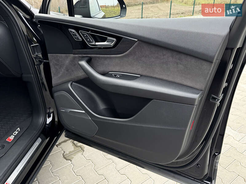 Внедорожник / Кроссовер Audi SQ7 2018 в Черновцах фото 26 Внедорожник / Кроссовер Audi SQ7 2018 в Черновцах
