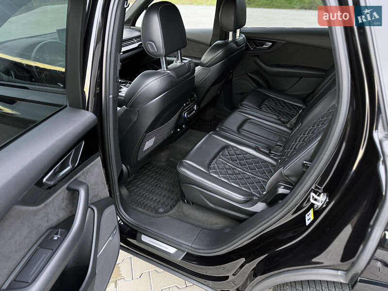 Внедорожник / Кроссовер Audi SQ7 2018 в Черновцах фото 63 Внедорожник / Кроссовер Audi SQ7 2018 в Черновцах