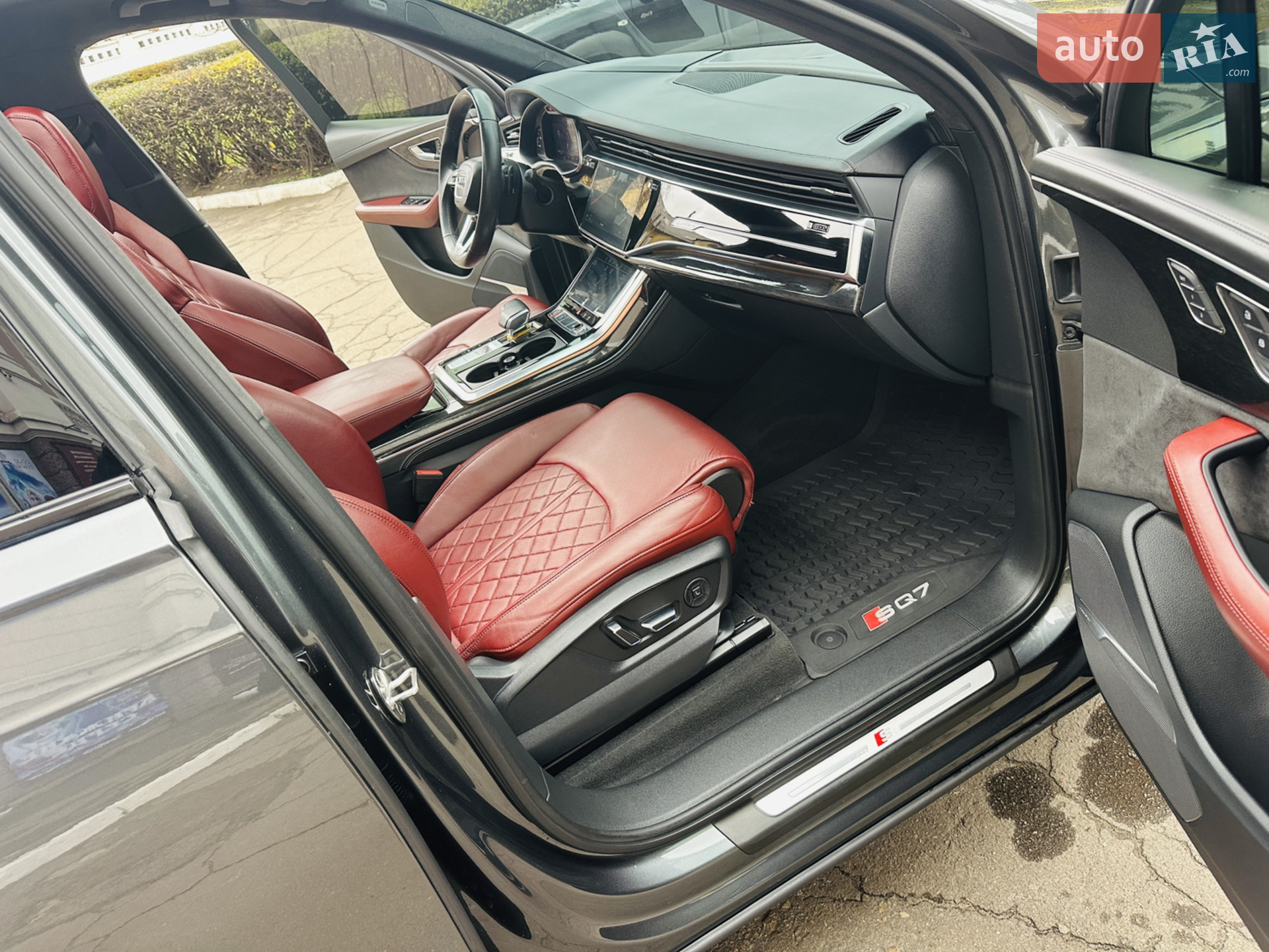 2020 Audi SQ7 - мініатюра 16