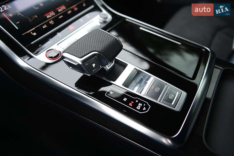 Внедорожник / Кроссовер Audi SQ7 2024 в Одессе