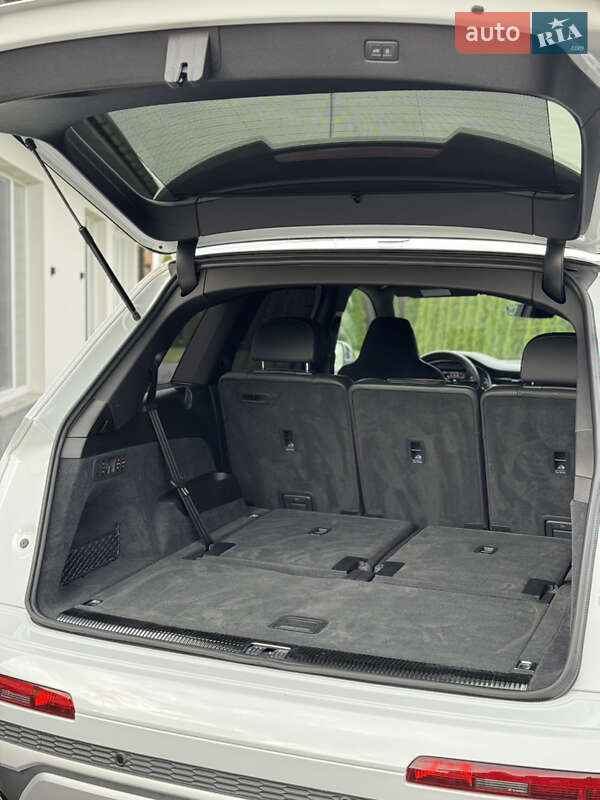 Внедорожник / Кроссовер Audi SQ7 2021 в Ивано-Франковске