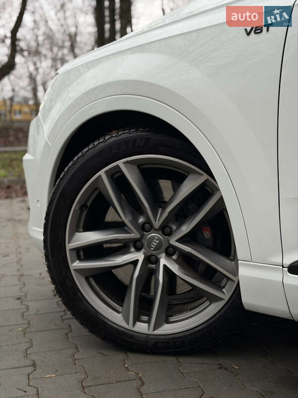 Внедорожник / Кроссовер Audi SQ7 2017 в Киеве фото 17 Внедорожник / Кроссовер Audi SQ7 2017 в Киеве
