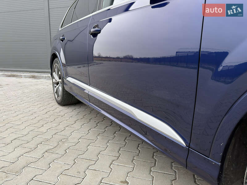 Внедорожник / Кроссовер Audi SQ7 2020 в Ивано-Франковске фото 13 Внедорожник / Кроссовер Audi SQ7 2020 в Ивано-Франковске