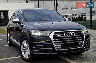 Внедорожник / Кроссовер Audi SQ7 2017 в Мукачево