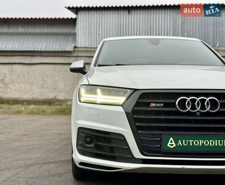 Внедорожник / Кроссовер Audi SQ7 2017 в Киеве фото 20 Внедорожник / Кроссовер Audi SQ7 2017 в Киеве