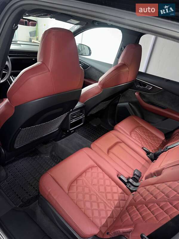 Внедорожник / Кроссовер Audi SQ7 2020 в Киеве фото 13 Внедорожник / Кроссовер Audi SQ7 2020 в Киеве