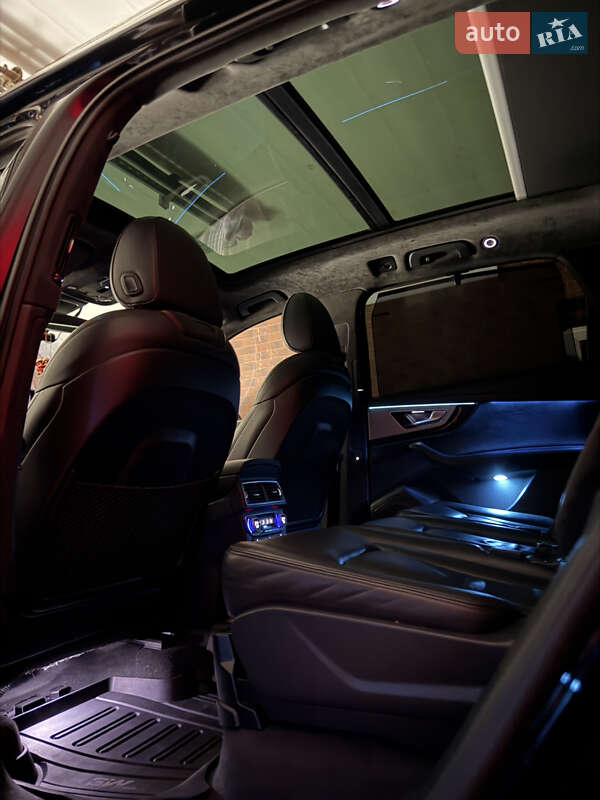 Позашляховик / Кросовер Audi SQ7 2018 в Хмельницькому фото 32 Позашляховик / Кросовер Audi SQ7 2018 в Хмельницькому