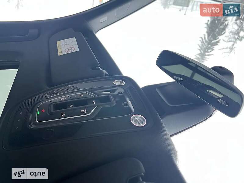 Позашляховик / Кросовер Audi SQ7 2017 в Вінниці