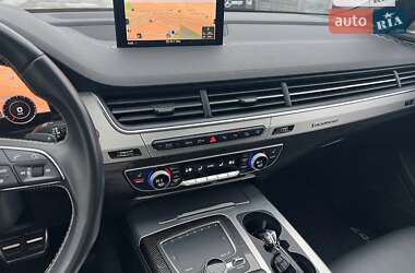 Позашляховик / Кросовер Audi SQ7 2017 в Вінниці