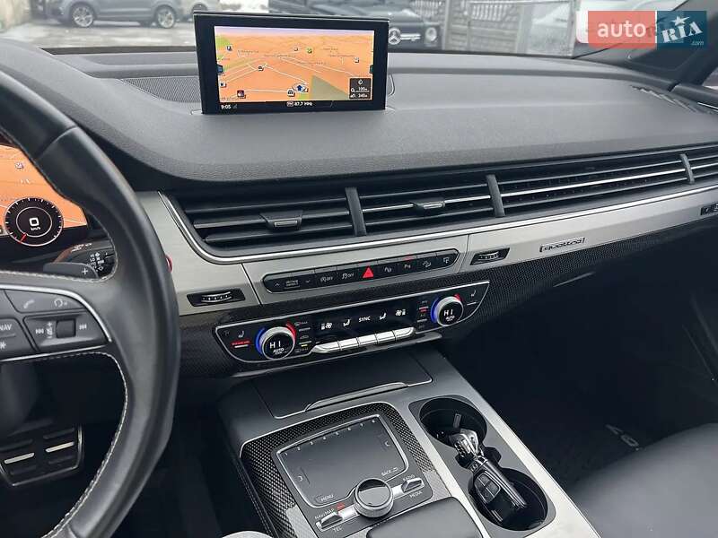 Позашляховик / Кросовер Audi SQ7 2017 в Вінниці