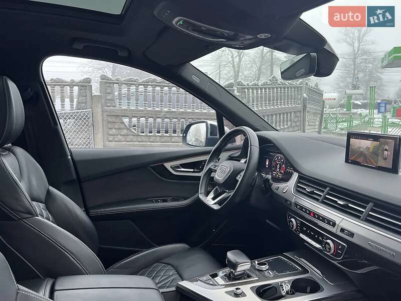 Позашляховик / Кросовер Audi SQ7 2017 в Вінниці