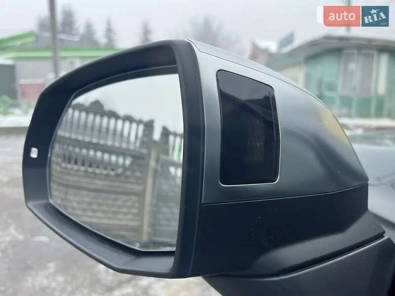 Позашляховик / Кросовер Audi SQ7 2017 в Вінниці