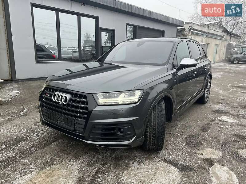 Позашляховик / Кросовер Audi SQ7 2017 в Вінниці