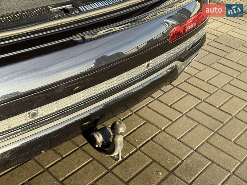 Внедорожник / Кроссовер Audi SQ7 2020 в Киеве