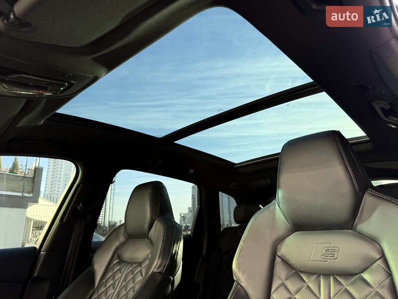 Внедорожник / Кроссовер Audi SQ7 2020 в Киеве