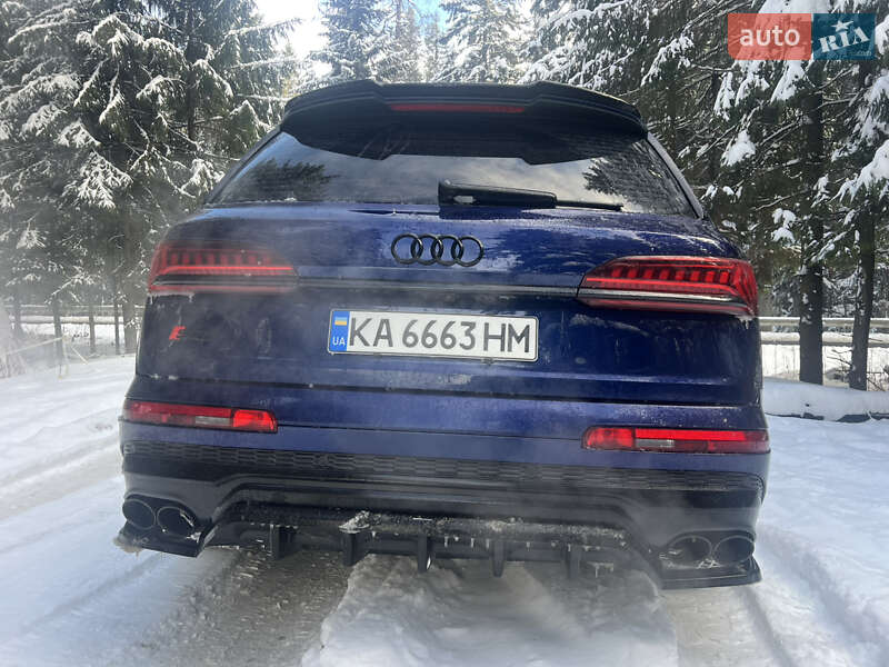 Внедорожник / Кроссовер Audi SQ7 2020 в Киеве