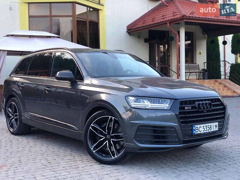 Внедорожник / Кроссовер Audi SQ7 2017 в Трускавце