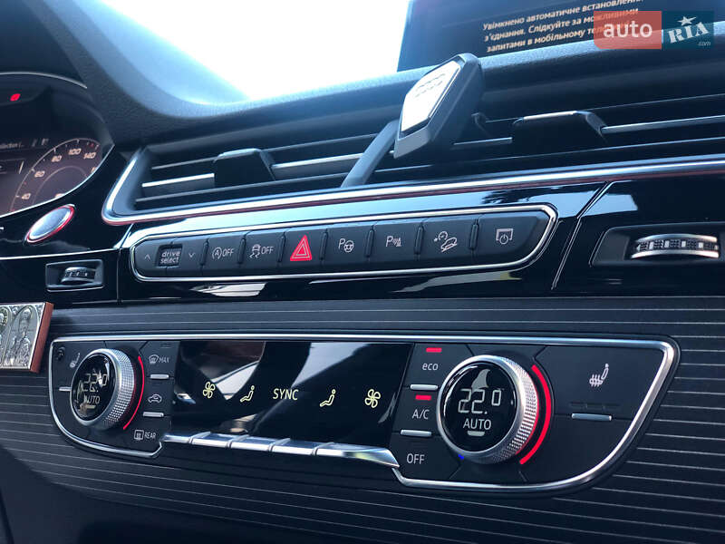 Внедорожник / Кроссовер Audi SQ7 2017 в Трускавце