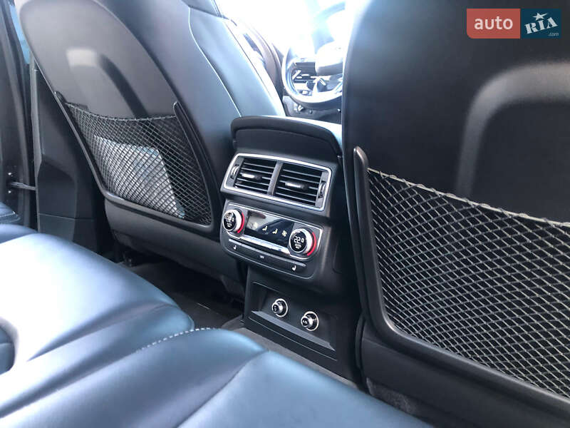 Внедорожник / Кроссовер Audi SQ7 2017 в Трускавце