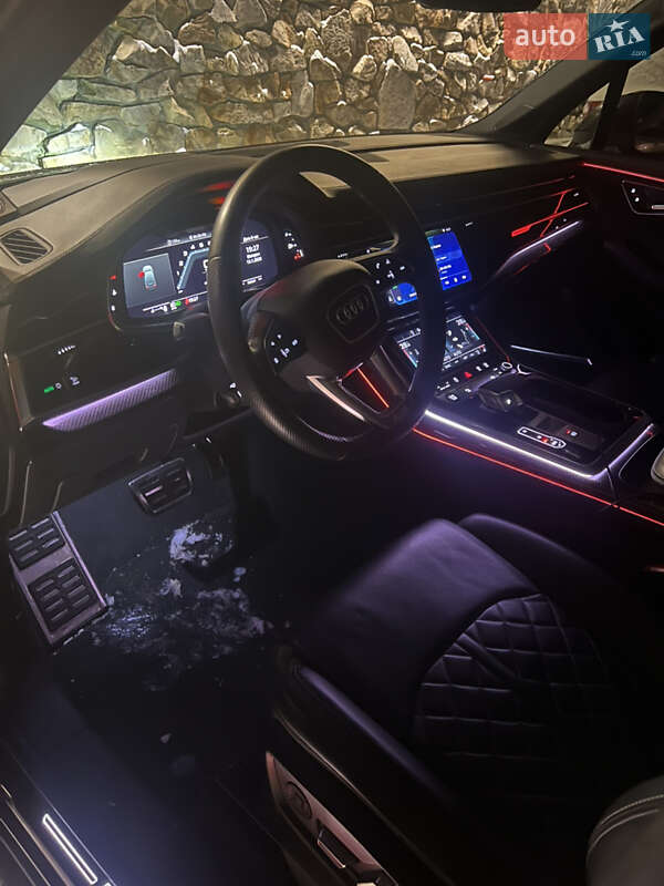Внедорожник / Кроссовер Audi SQ7 2020 в Киеве