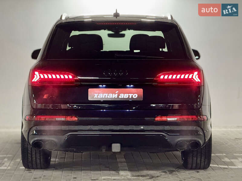Внедорожник / Кроссовер Audi SQ7 2020 в Киеве