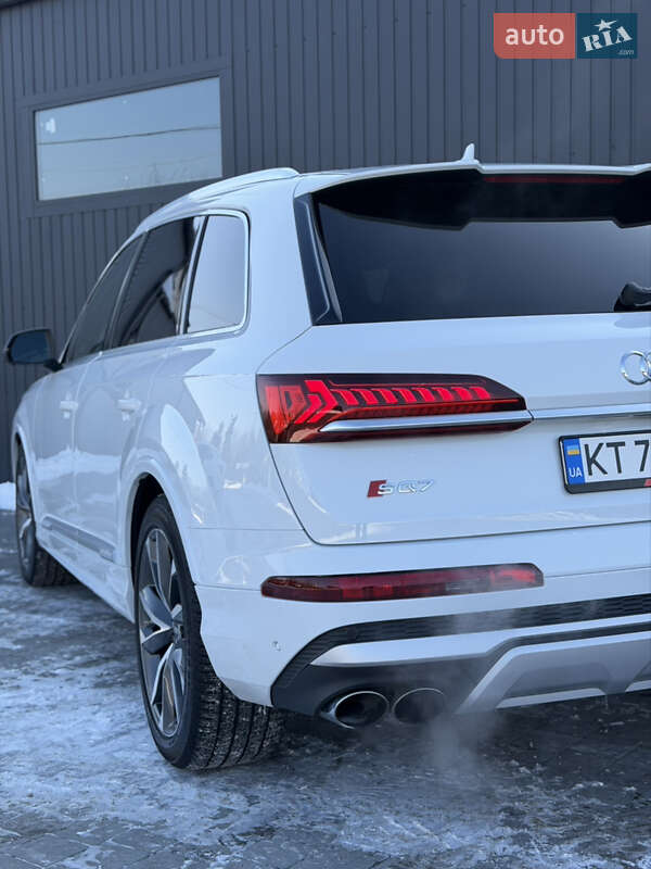 Позашляховик / Кросовер Audi SQ7 2021 в Коломиї
