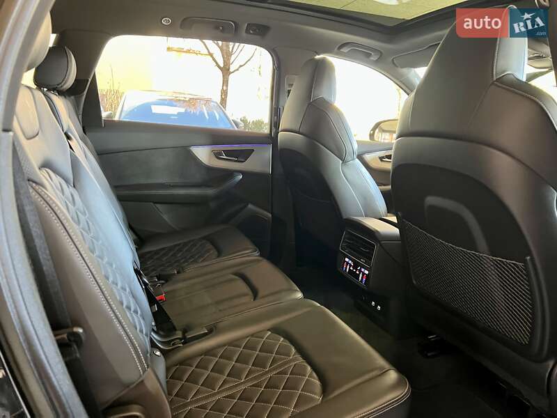 Внедорожник / Кроссовер Audi SQ7 2021 в Киеве фото 18 Внедорожник / Кроссовер Audi SQ7 2021 в Киеве