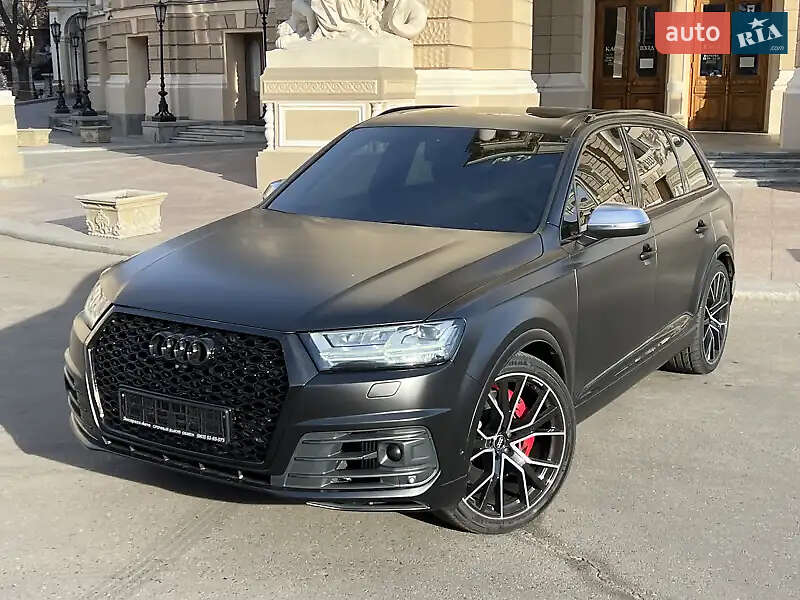 Позашляховик / Кросовер Audi SQ7 2017 в Києві