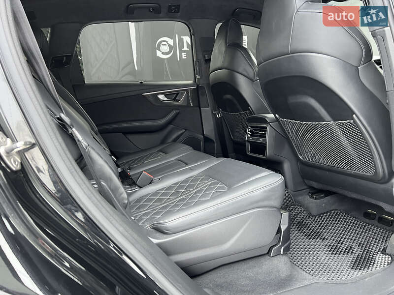 Внедорожник / Кроссовер Audi SQ7 2023 в Львове