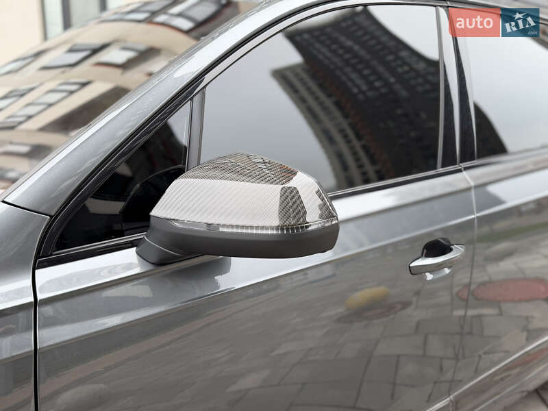 Внедорожник / Кроссовер Audi SQ7 2018 в Киеве фото 5 Внедорожник / Кроссовер Audi SQ7 2018 в Киеве