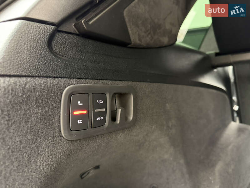 Внедорожник / Кроссовер Audi SQ7 2018 в Киеве фото 24 Внедорожник / Кроссовер Audi SQ7 2018 в Киеве