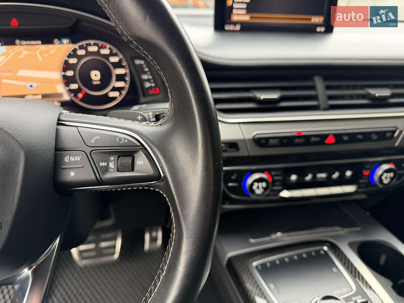 Внедорожник / Кроссовер Audi SQ7 2018 в Киеве фото 39 Внедорожник / Кроссовер Audi SQ7 2018 в Киеве
