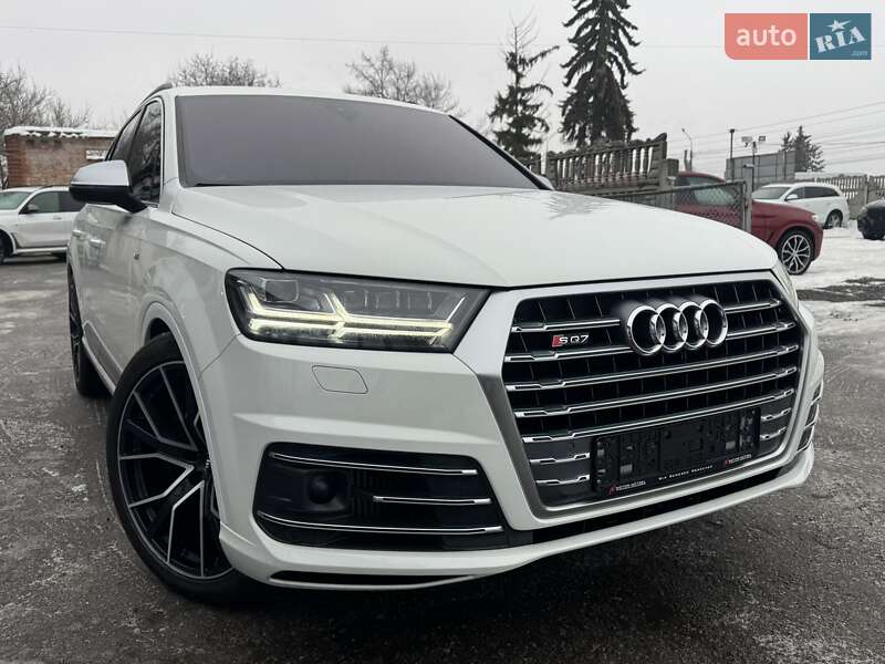 Внедорожник / Кроссовер Audi SQ7 2017 в Тернополе