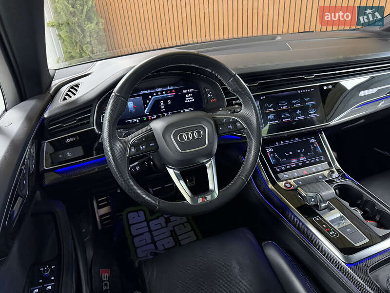 Внедорожник / Кроссовер Audi SQ7 2020 в Киеве