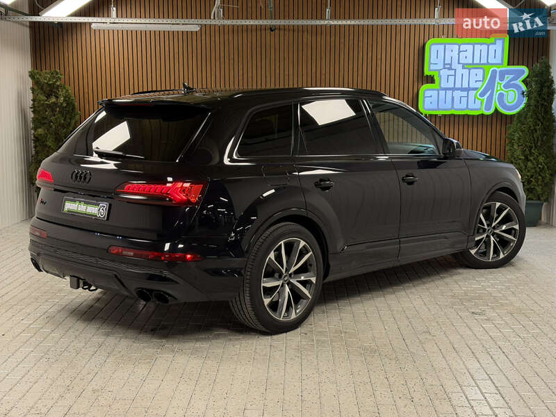 Внедорожник / Кроссовер Audi SQ7 2020 в Киеве