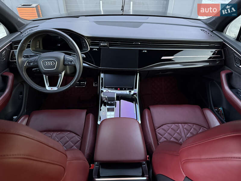 Позашляховик / Кросовер Audi SQ7 2021 в Києві