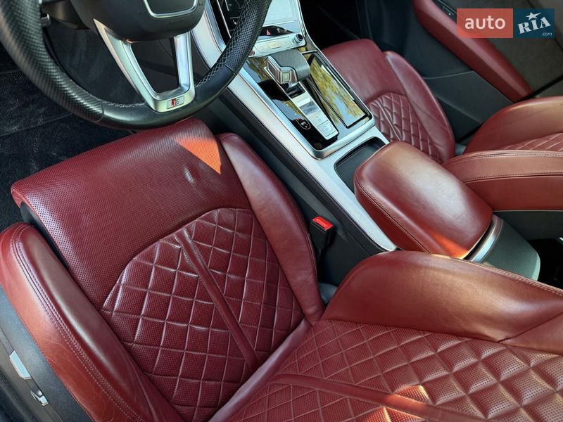 Внедорожник / Кроссовер Audi SQ7 2020 в Киеве