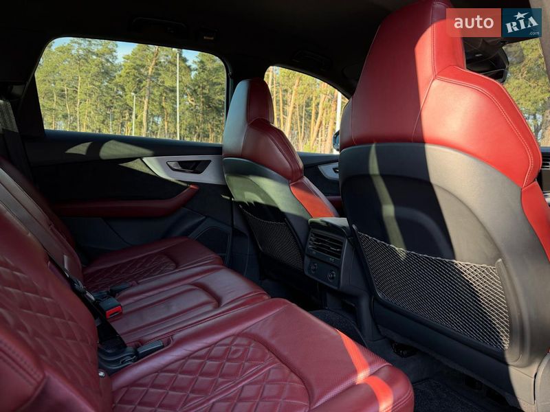 Внедорожник / Кроссовер Audi SQ7 2020 в Киеве