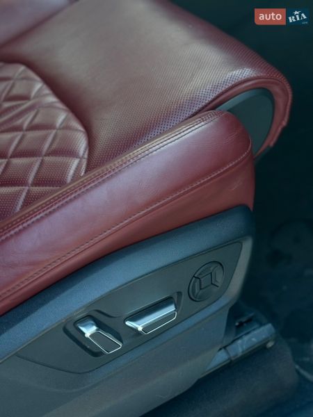 Позашляховик / Кросовер Audi SQ7 2023 в Києві