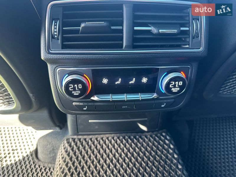 Внедорожник / Кроссовер Audi SQ7 2018 в Одессе