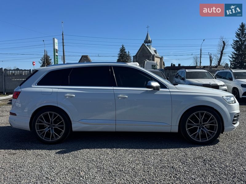 Внедорожник / Кроссовер Audi SQ7 2017 в Тернополе
