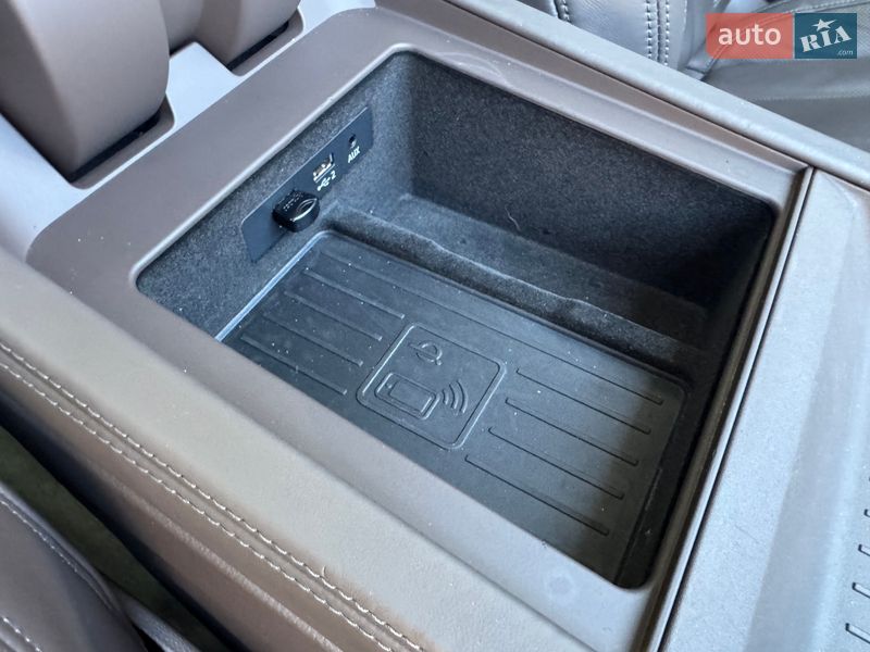 Внедорожник / Кроссовер Audi SQ7 2017 в Тернополе