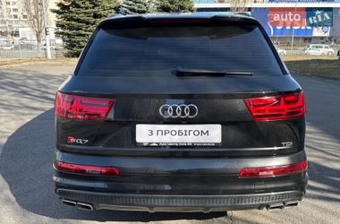 Внедорожник / Кроссовер Audi SQ7 2017 в Киеве