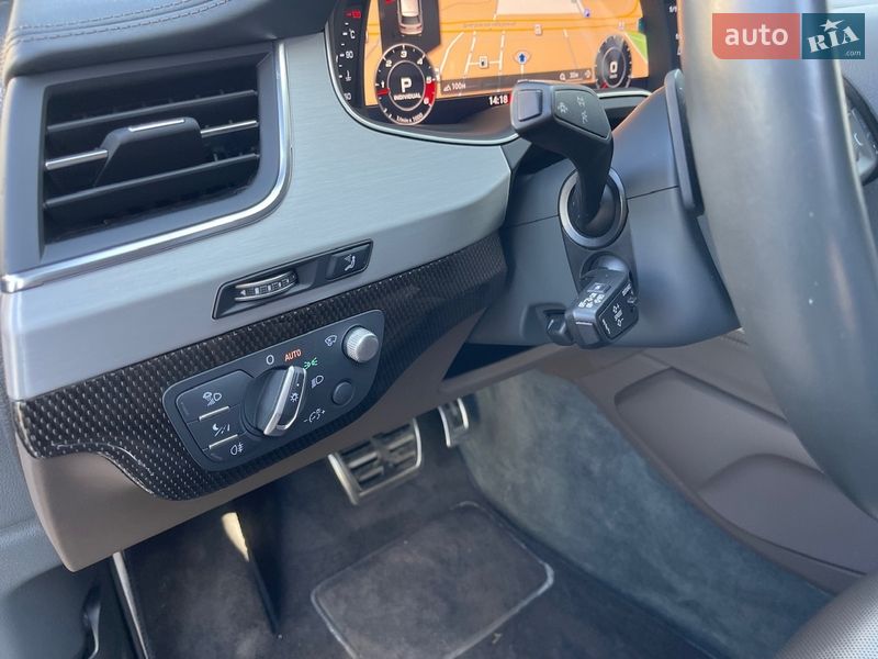 Позашляховик / Кросовер Audi SQ7 2017 в Києві