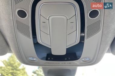 Внедорожник / Кроссовер Audi SQ7 2017 в Киеве